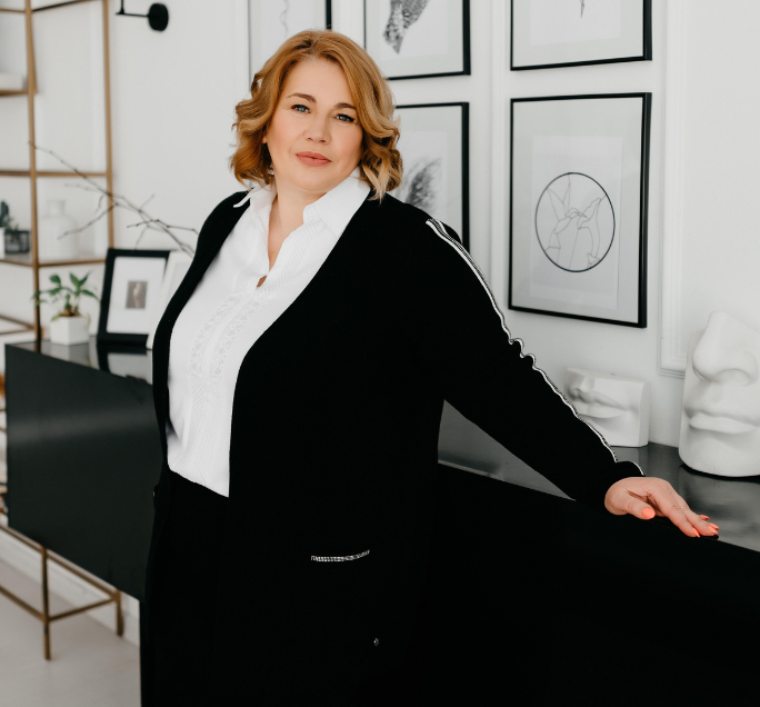 Людмила Лепарская