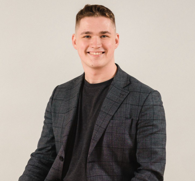 Владимир Лепарский