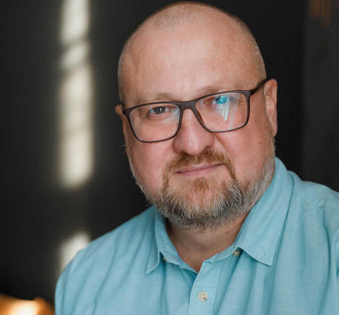 Евгений Лепарский